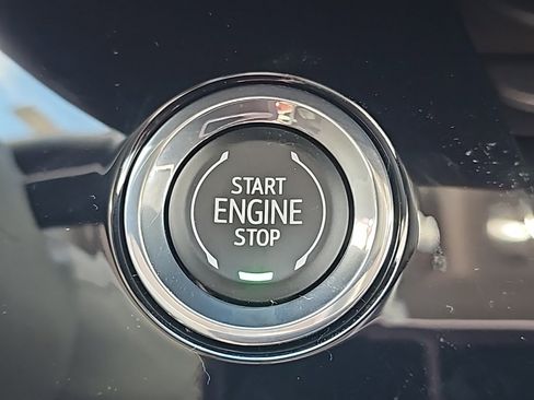 New 2025 Buick Envision Avenir image 24