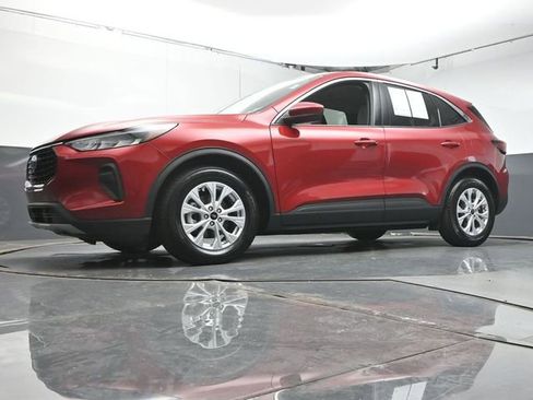 Used 2023 Ford Escape Active w/ Tech Pack #2 FWD image 33