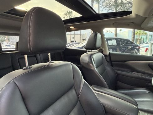 Used 2017 Nissan Murano Platinum w/ Platinum Technology Package FWD image 46