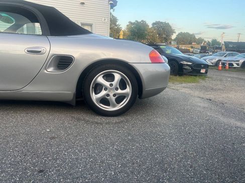 Used 2000 Porsche Boxster RWD image 32