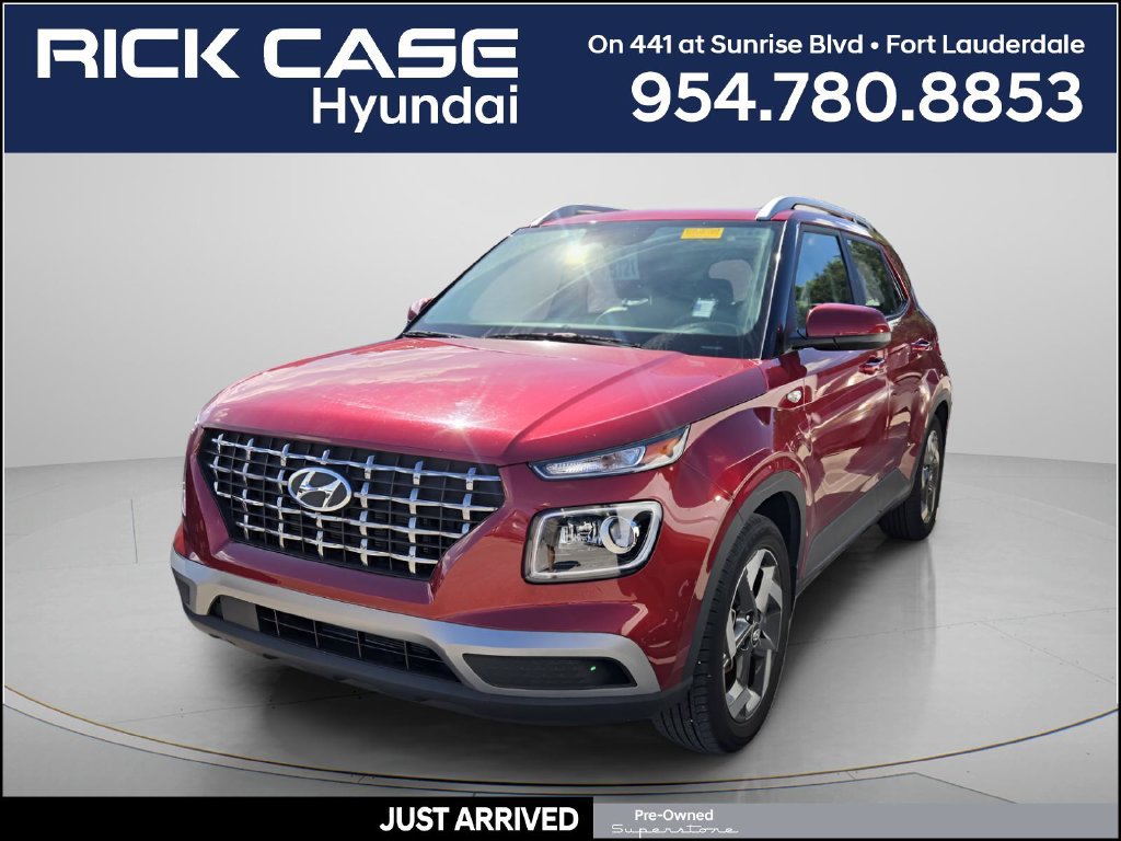 Used 2024 Hyundai Venue Limited FWD image 1