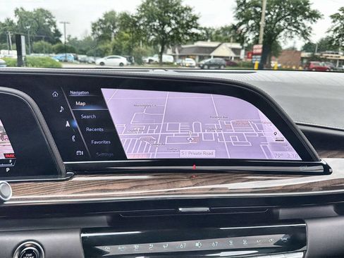 Used 2024 Cadillac Escalade Sport Platinum AWD/4WD image 20