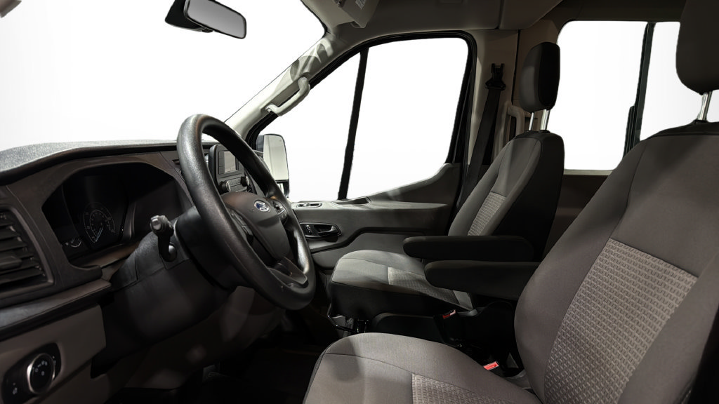 Used 2025 Ford Transit 350 XL AWD/4WD image 19