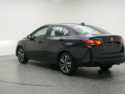 Used 2025 Nissan Versa SV image 6