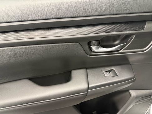 Certified 2025 Honda CR-V EX image 16