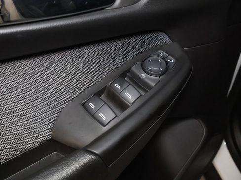 Used 2025 Chevrolet TrailBlazer LT AWD/4WD image 11