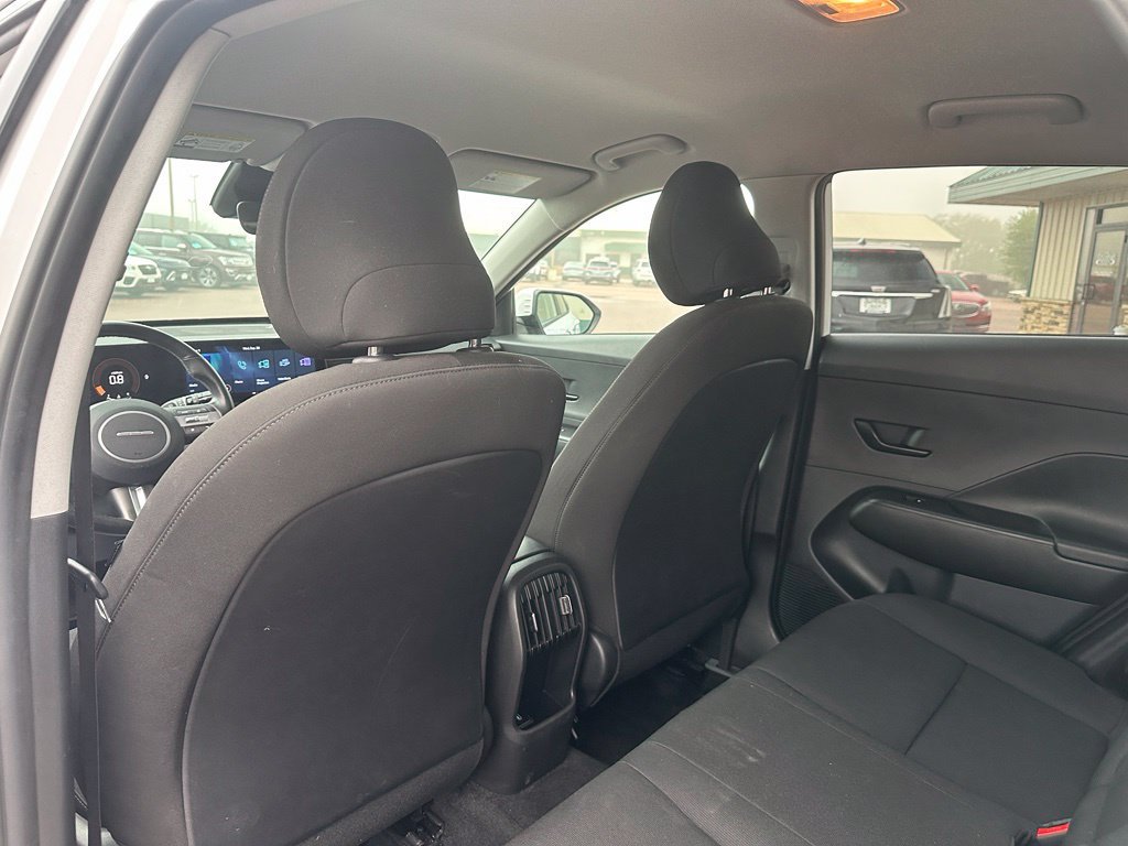 Used 2025 Hyundai Kona SEL AWD/4WD image 22