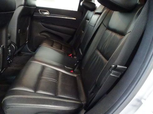 Used 2015 Jeep Grand Cherokee Limited AWD/4WD image 4