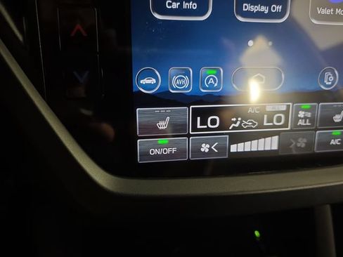Certified 2025 Subaru Forester Premium AWD/4WD image 19