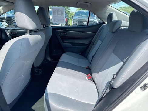 Used 2015 Toyota Corolla L FWD image 21