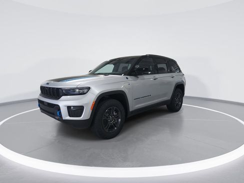 New 2024 Jeep Grand Cherokee Trailhawk AWD/4WD image 4