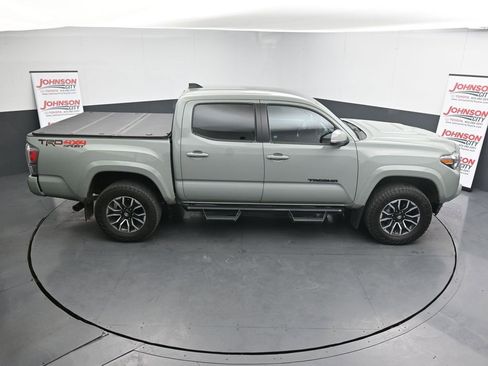 Used 2023 Toyota Tacoma TRD Sport image 17