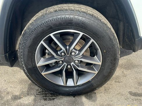 Used 2021 Jeep Grand Cherokee Limited AWD/4WD image 11