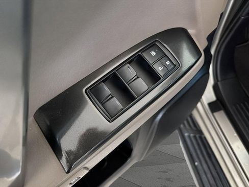 Certified 2022 Lexus GX 460 Premium w/ Premium Package AWD/4WD image 9