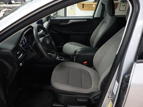 Used 2022 Ford Escape SE AWD/4WD image 9