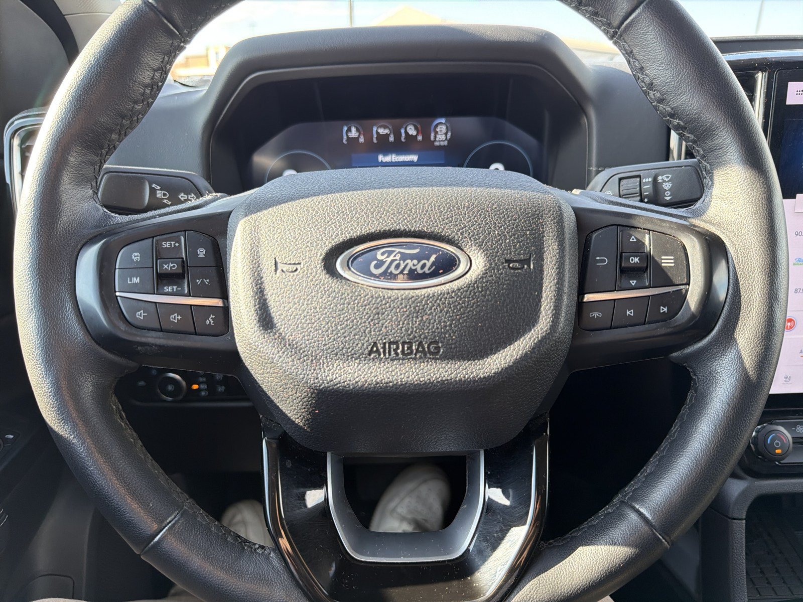 Used 2024 Ford Ranger Lariat w/ Trailer Tow Package AWD/4WD image 25