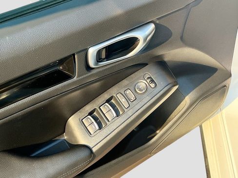Used 2023 Honda Civic EX-L image 17