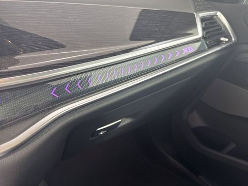 Used 2026 BMW X5 xDrive40i w/ Executive Package image 17