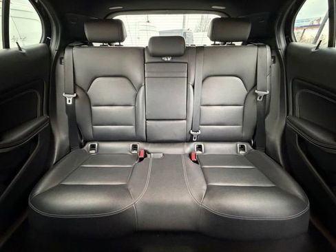 Used 2019 Mercedes-Benz GLA 250 4MATIC image 15