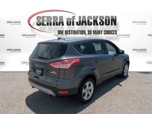 Used 2016 Ford Escape SE FWD image 8