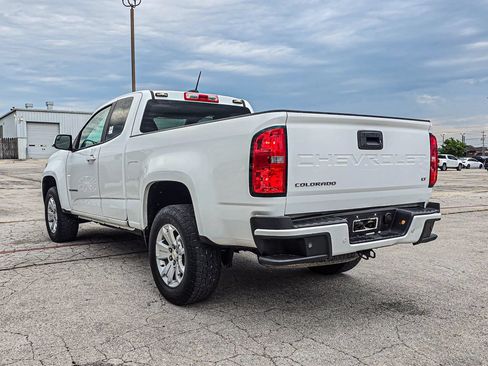 Used 2022 Chevrolet Colorado LT w/ Fleet Safety Package RWD image 4