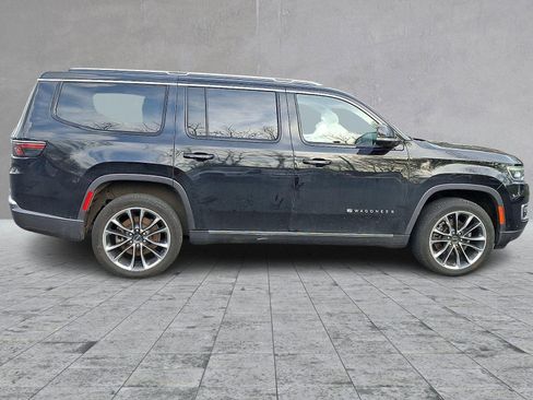 Used 2022 Jeep Wagoneer Series III w/ Premium Group I image 7