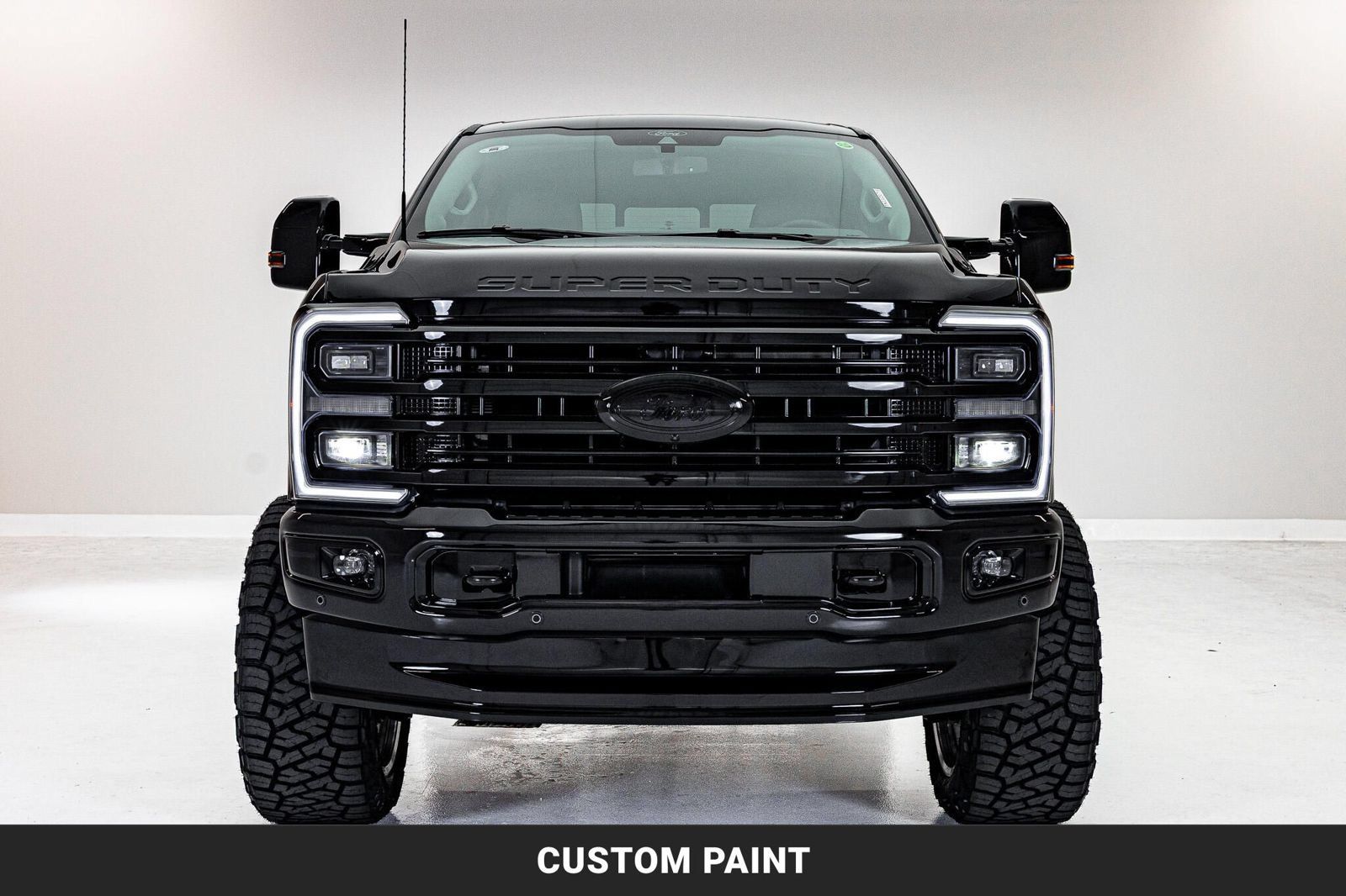 Used 2026 Ford F250 Platinum w/ Platinum Plus Package AWD/4WD image 4