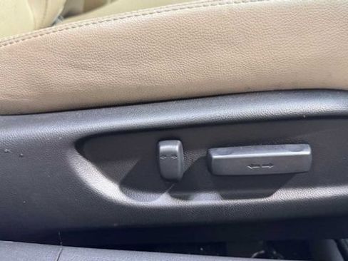 Used 2017 Honda Accord EX-L image 13