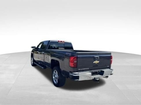 Used 2015 Chevrolet Silverado 2500 LTZ AWD/4WD image 9