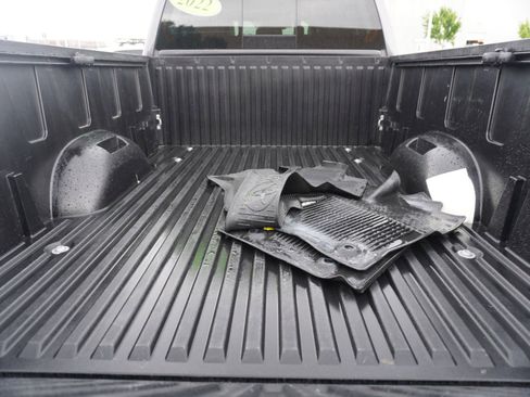 Used 2022 Toyota Tundra Limited w/ TRD Off-Road Package AWD/4WD image 12