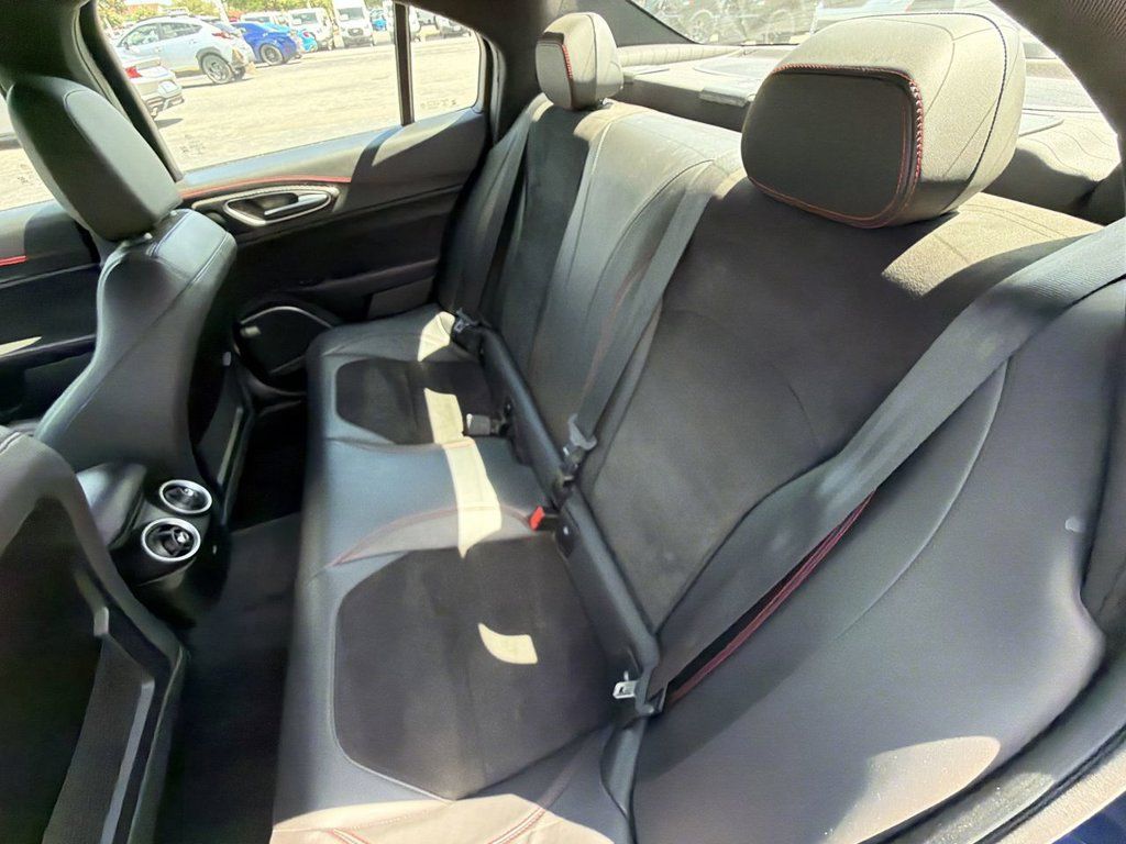 Used 2017 Alfa Romeo Giulia Quadrifoglio RWD image 24