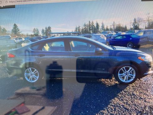 Used 2018 Ford Fusion S image 11