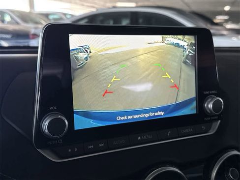 Used 2025 Nissan Sentra SV image 19