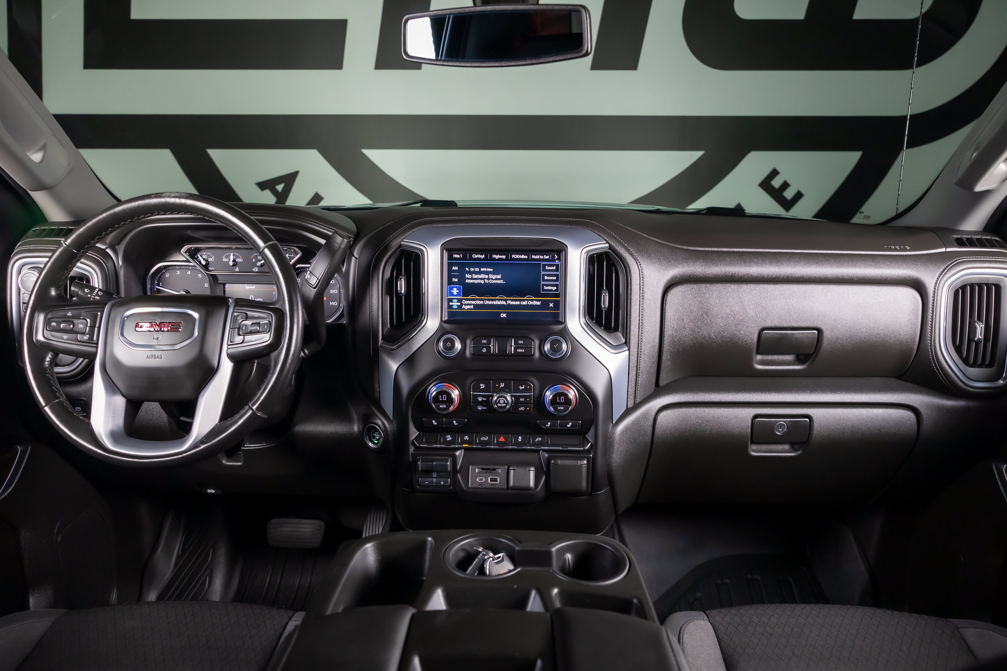Used 2021 GMC Sierra 1500 SLE AWD/4WD image 3