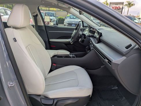 Certified 2025 Hyundai Sonata SEL image 30