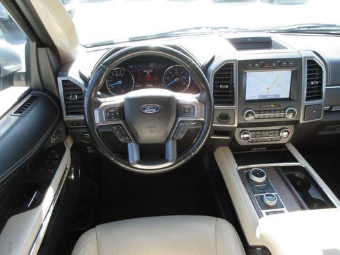 Used 2021 Ford Expedition Max Platinum image 19