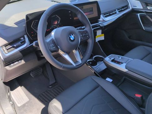 Used 2025 BMW X2 xDrive28i w/ Convenience Package image 10