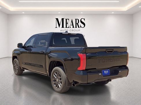 Used 2024 Toyota Tundra Platinum AWD/4WD image 3