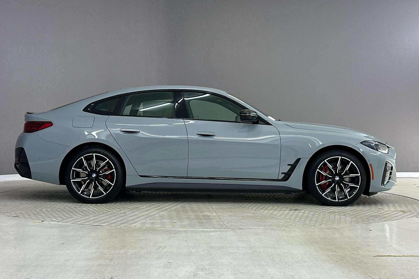 New 2026 BMW i4 eDrive40 w/ M Sport Package RWD image 7