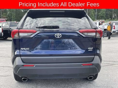 Used 2025 Toyota RAV4 XLE AWD/4WD image 4