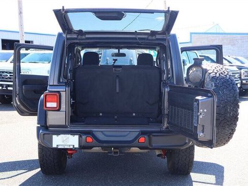Used 2021 Jeep Wrangler Rubicon AWD/4WD image 34