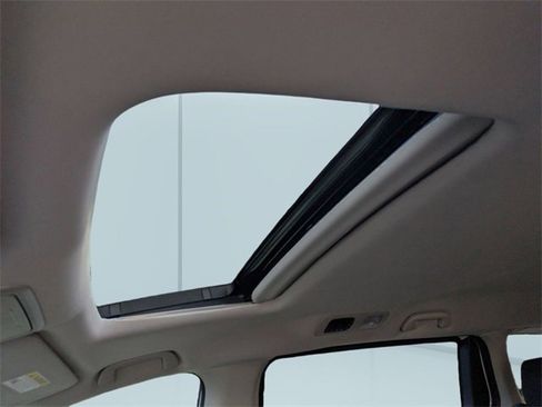 New 2026 Honda Odyssey EX-L image 21