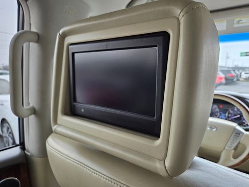 Used 2015 INFINITI QX80 4WD w/ Deluxe Technology Package image 26