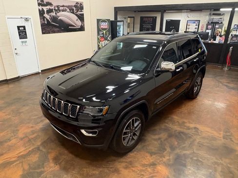 Used 2019 Jeep Grand Cherokee Limited w/ Luxury Group II RWD image 36