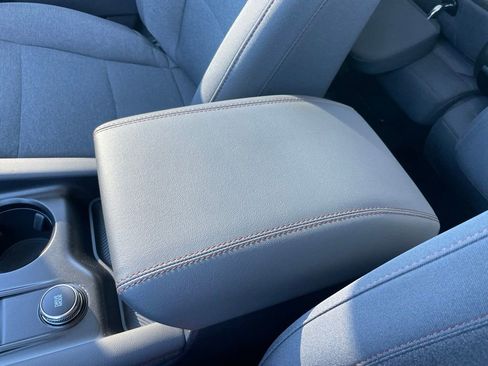 Used 2025 Ford Explorer Active image 50