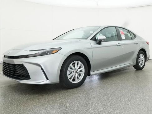 New 2026 Toyota Camry LE image 6