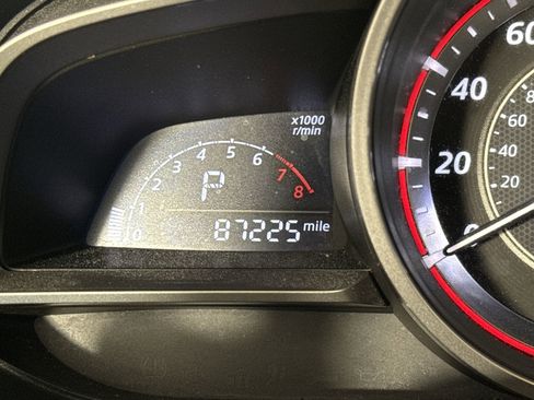 Used 2016 MAZDA MAZDA3 i Grand Touring image 19