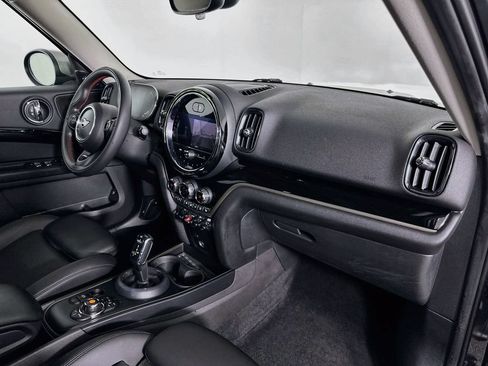 Used 2021 MINI Cooper Countryman S w/ Premium Package FWD image 30