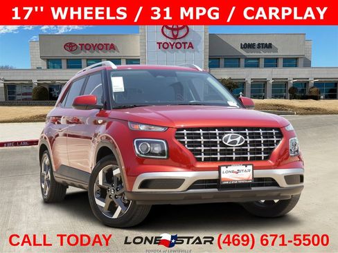 Used 2026 Hyundai Venue SEL FWD image 1