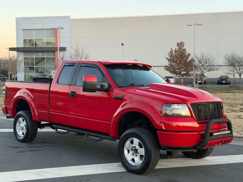 Used 2006 Ford F150 STX image 2